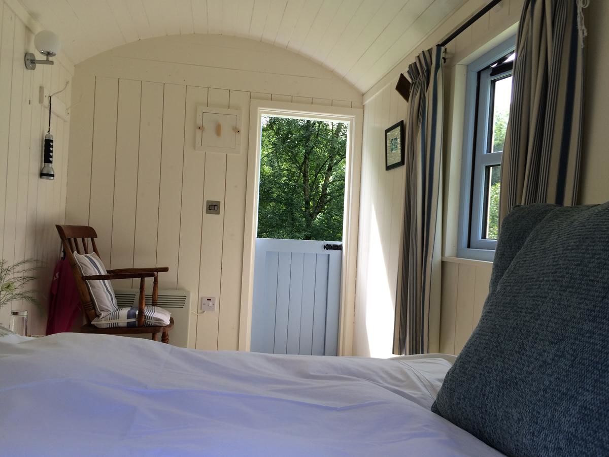 Кемпинги Blackstairs Shepherds Huts Killedmond-26