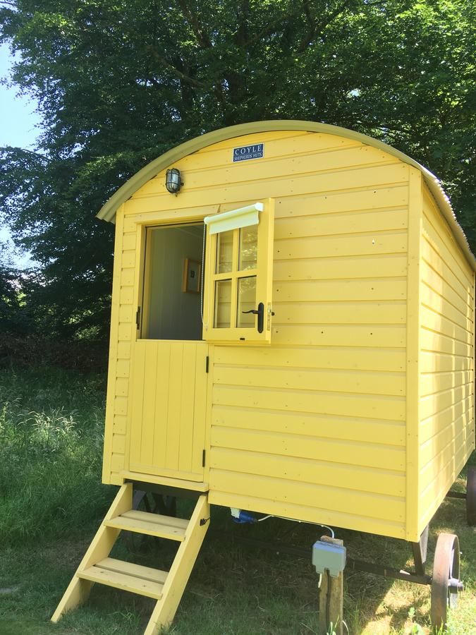 Кемпинги Blackstairs Shepherds Huts Killedmond-8